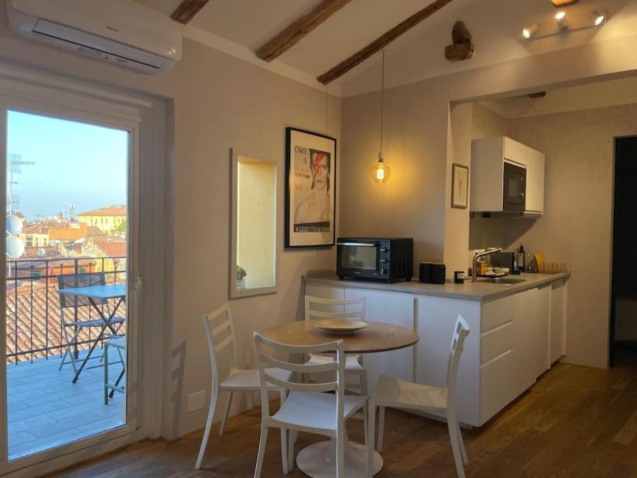 Romantic Attic Room With Panoramic View Болонья Екстер'єр фото