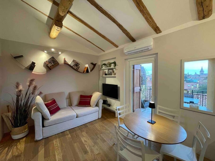 Romantic Attic Room With Panoramic View Болонья Екстер'єр фото